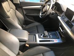 Автомобиль Audi Q3 для аренды в Усти-над-Лабем
