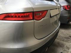 Автомобиль Jaguar F‑PACE для аренды в Карловых Варах